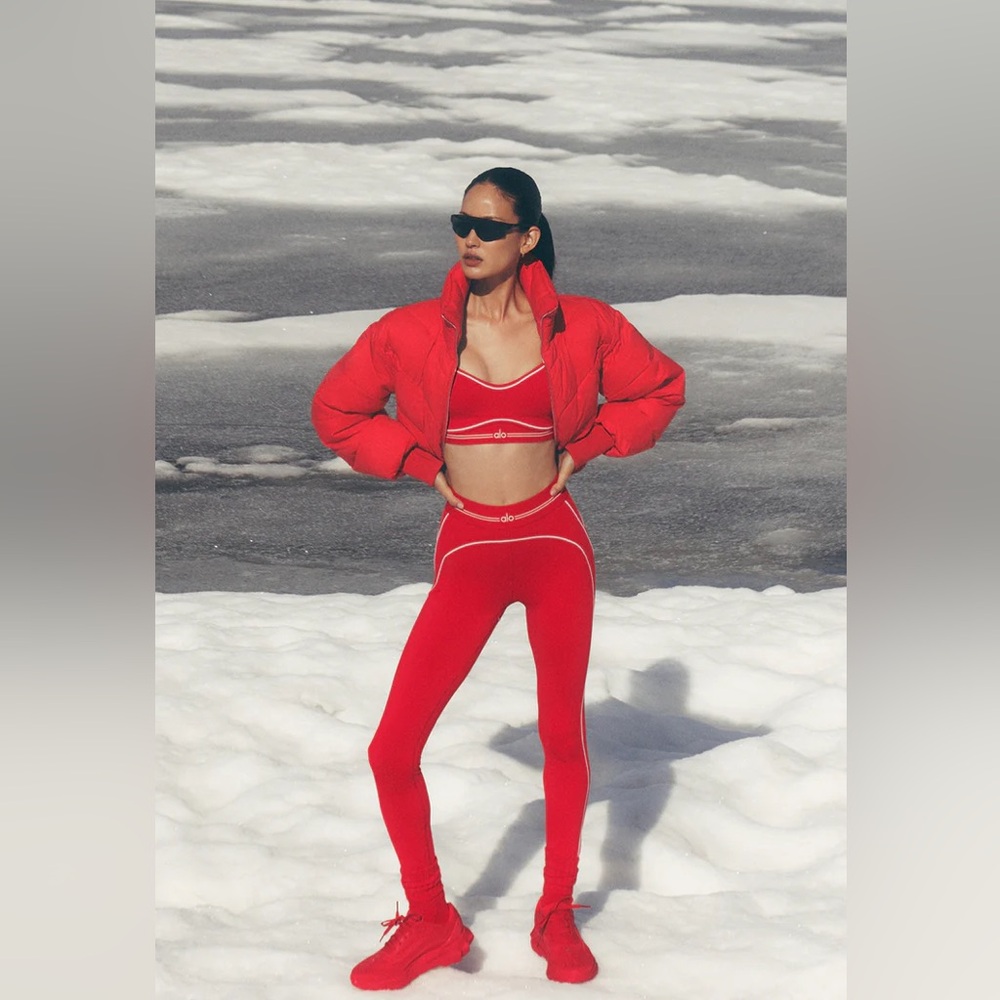 Alo Heart Throb 2pc Set